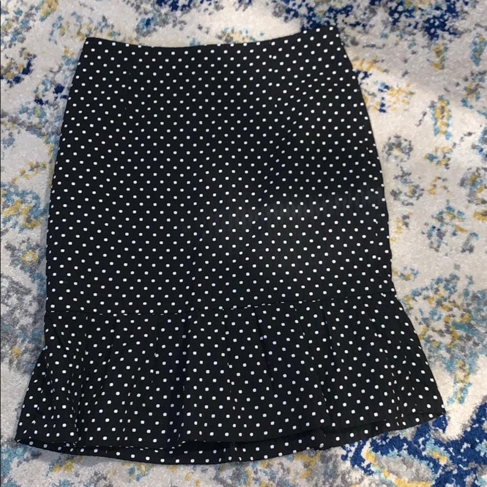 White house black market skirt, size 0.